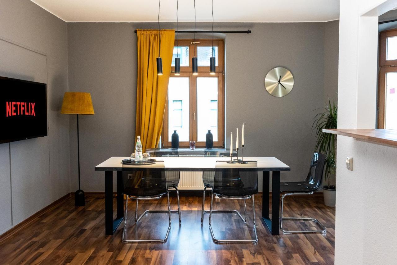 Design Studio - Wifi Und Netflix Хемниц Экстерьер фото